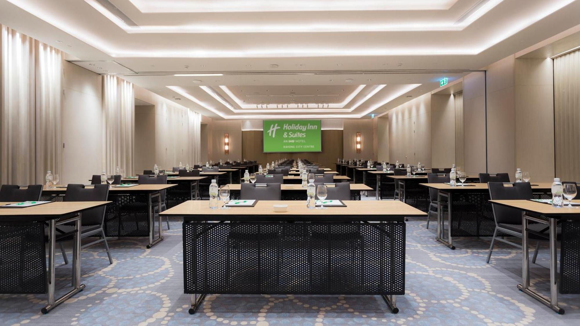 Holiday Inn & Suites Rayong City Centre By Ihg Exterior foto